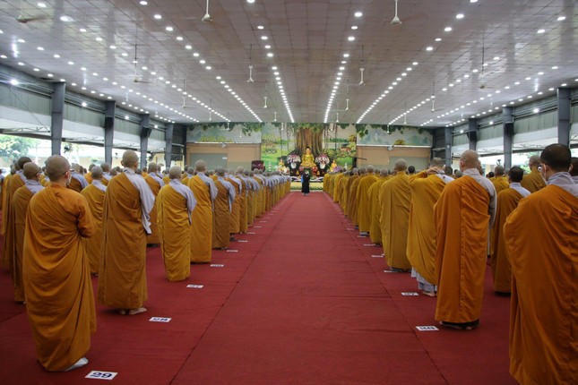 [Ảnh] Tăng Ni sinh viên Học viện Phật giáo VN tại TP.HCM trang nghiêm tổ chức lễ Lễ Tắm Phật ảnh 17