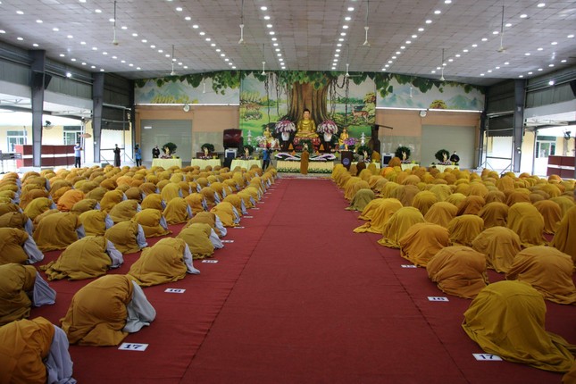 [Ảnh] Tăng Ni sinh viên Học viện Phật giáo VN tại TP.HCM trang nghiêm tổ chức lễ Lễ Tắm Phật ảnh 16