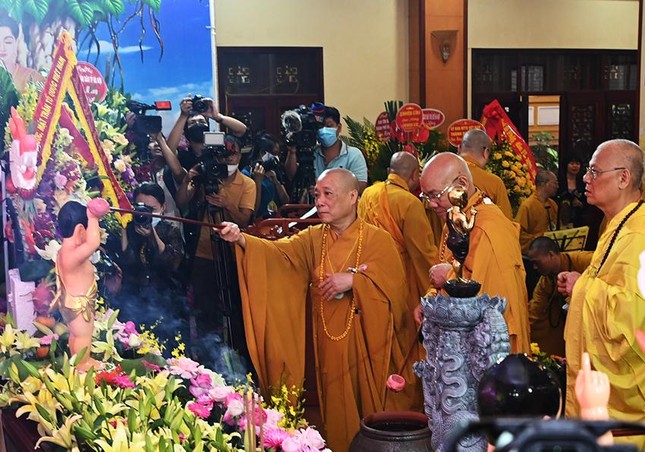 Hà Nội: Đại lễ Phật đản Phật lịch 2566 tại Trụ sở Trung ương GHPGVN ảnh 32
