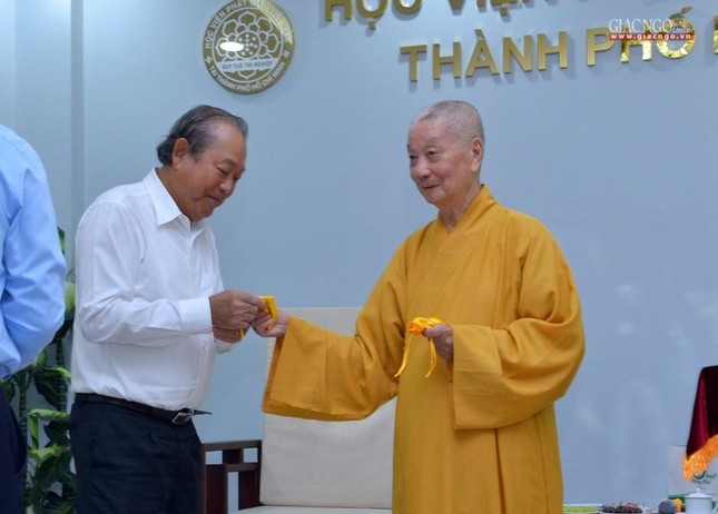 Nguyên Phó Thủ tướng Thường trực Trương Hòa Bình thăm Đức Quyền Pháp chủ GHPGVN ảnh 4