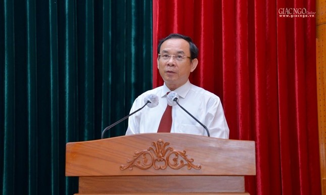 Bí thư Thành ủy Nguyễn Văn Nên và lãnh đạo TP.HCM tiếp thân mật chư tôn giáo phẩm lãnh đạo Giáo hội ảnh 5