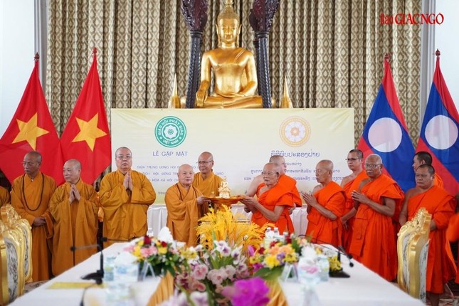 Tăng cường mối quan hệ giữa Phật giáo hai nước Việt Nam và Lào ảnh 16
