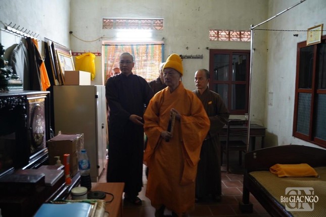 Hòa thượng Thích Trí Quảng thăm lại thiền thất của Đức Đệ tam Pháp chủ GHPGVN ảnh 3