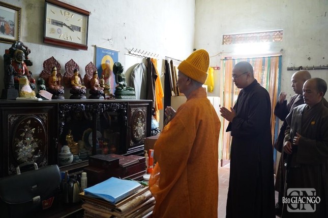 Hòa thượng Thích Trí Quảng thăm lại thiền thất của Đức Đệ tam Pháp chủ GHPGVN  ảnh 1