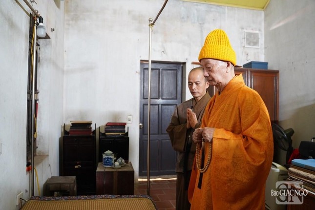 Hòa thượng Thích Trí Quảng thăm lại thiền thất của Đức Đệ tam Pháp chủ GHPGVN  ảnh 5