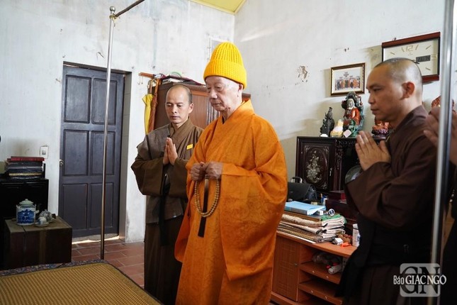 Hòa thượng Thích Trí Quảng thăm lại thiền thất của Đức Đệ tam Pháp chủ GHPGVN ảnh 6
