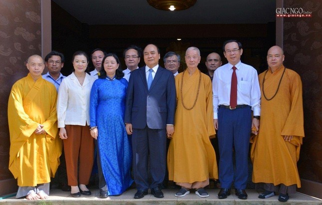 Chủ tịch nước Nguyễn Xuân Phúc thăm Đức Quyền Pháp chủ, Hòa thượng Chủ tịch GHPGVN ảnh 22