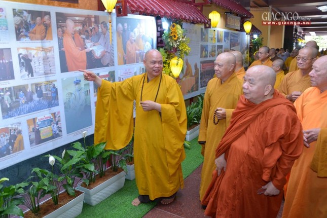 Khai mạc triển lãm “Phật giáo TP.Hồ Chí Minh 40 năm xây dựng và phát triển” ảnh 1