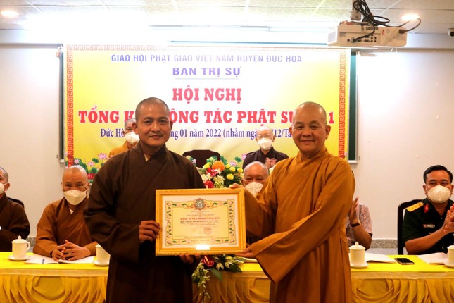 Long An: Ban Trị sự huyện Đức Hòa tổng kết hoạt động Phật sự năm 2021 ảnh 2