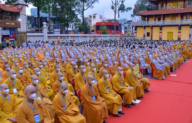Trang nghiêm Đại lễ Phật đản Phật lịch 2566 tại Việt Nam Quốc Tự ảnh 1