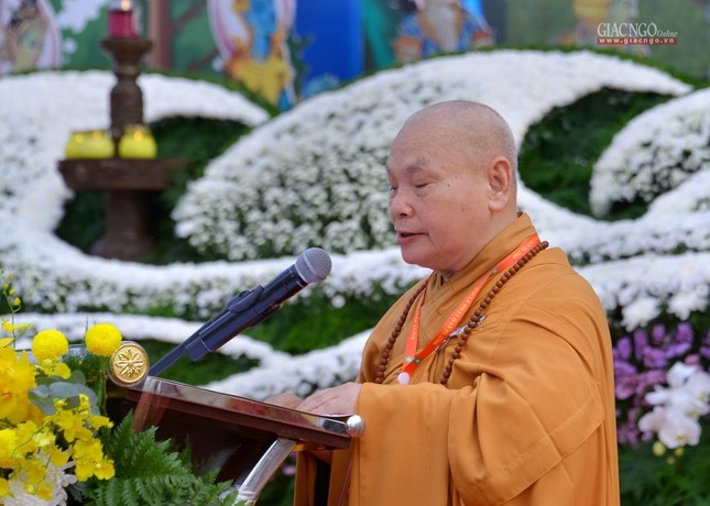 Trang nghiêm Đại lễ Phật đản Phật lịch 2566 tại Việt Nam Quốc Tự ảnh 5