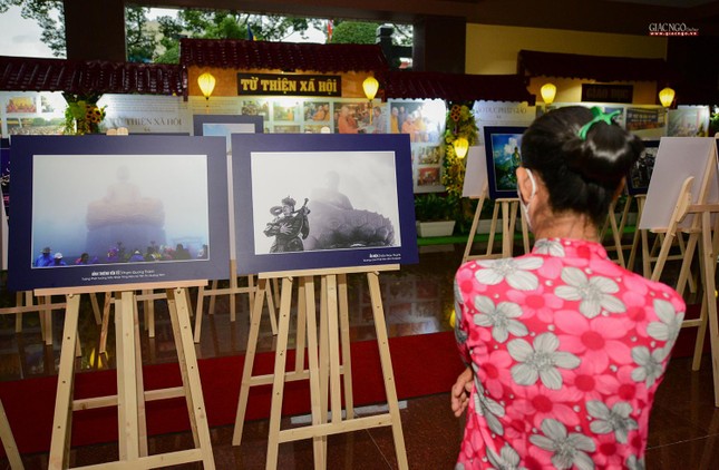 Ngắm chùm ảnh triển lãm chào mừng 40 năm thành lập, Đại hội Phật giáo TP.HCM lần thứ X ảnh 34