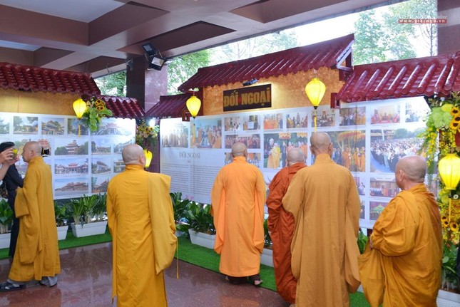 Ngắm chùm ảnh triển lãm chào mừng 40 năm thành lập, Đại hội Phật giáo TP.HCM lần thứ X ảnh 22