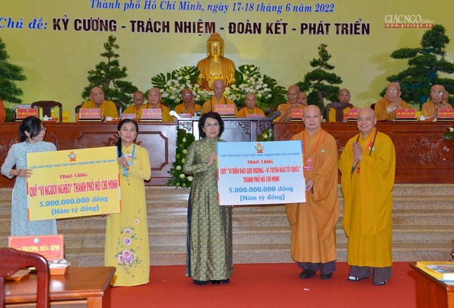 [CHÙM ẢNH] Đại hội đại biểu Phật giáo TP.HCM lần thứ X tại Việt Nam Quốc Tự ảnh 88