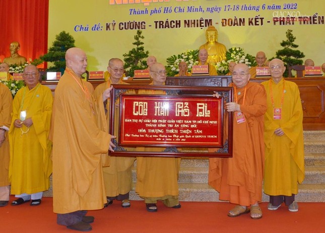 [CHÙM ẢNH] Đại hội đại biểu Phật giáo TP.HCM lần thứ X tại Việt Nam Quốc Tự ảnh 75