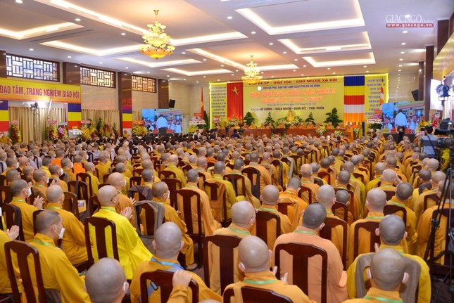 Hòa thượng Thích Lệ Trang được suy cử Trưởng ban Trị sự GHPGVN TP.HCM nhiệm kỳ 2022-2027 ảnh 17