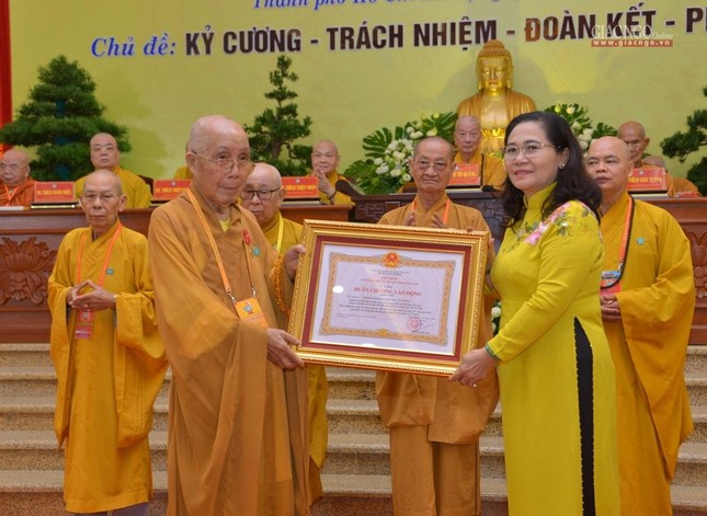 [CHÙM ẢNH] Đại hội đại biểu Phật giáo TP.HCM lần thứ X tại Việt Nam Quốc Tự ảnh 32
