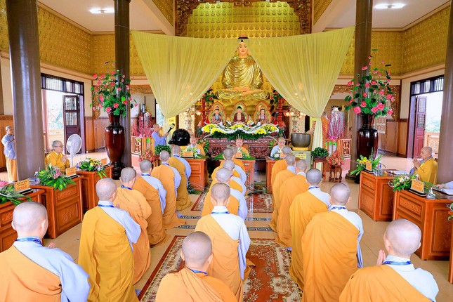 Bình Dương: Hội đồng thập sư Tăng, Ni Đại giới đàn Thiện An tấn đàn truyền giới ảnh 4