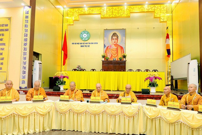 Bình Dương: Hội đồng thập sư Tăng, Ni Đại giới đàn Thiện An tấn đàn truyền giới ảnh 2