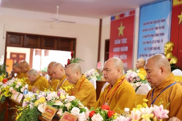 Hà Tĩnh: Hòa thượng Thích Bảo Nghiêm được tái suy cử Trưởng ban Trị sự nhiệm kỳ 2022-2027 ảnh 14