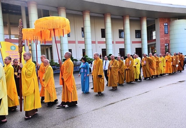 Bắc Ninh: Thượng tọa Thích Thanh Phụng được tái suy cử Trưởng ban Trị sự nhiệm kỳ 2022-2027 ảnh 9