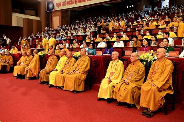 Bắc Ninh: Thượng tọa Thích Thanh Phụng được tái suy cử Trưởng ban Trị sự nhiệm kỳ 2022-2027 ảnh 3