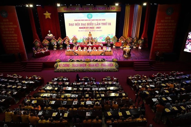 Bắc Ninh: Thượng tọa Thích Thanh Phụng được tái suy cử Trưởng ban Trị sự nhiệm kỳ 2022-2027 ảnh 22