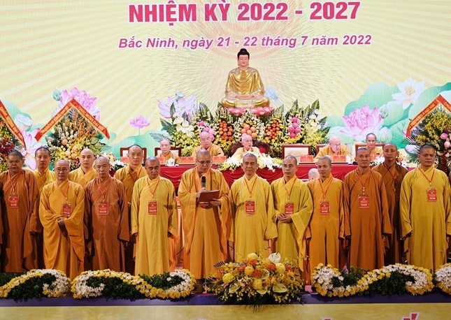 Bắc Ninh: Thượng tọa Thích Thanh Phụng được tái suy cử Trưởng ban Trị sự nhiệm kỳ 2022-2027 ảnh 6