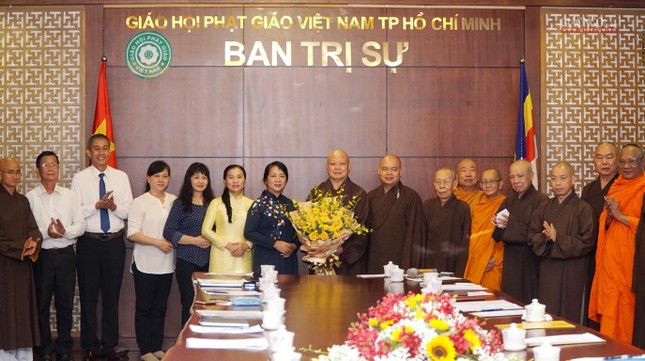  Ủy ban MTTQVN TP.HCM trao quyết định Phó Chủ tịch đến Hòa thượng Thích Lệ Trang  ảnh 8