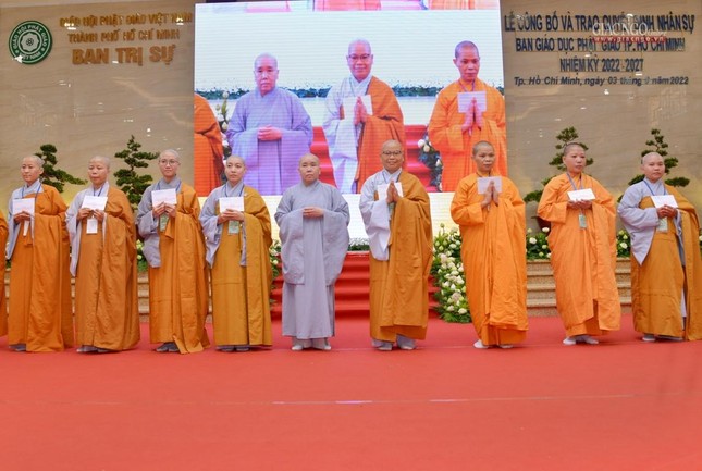 Công bố quyết định, ra mắt thành phần nhân sự Ban Giáo dục Phật giáo TP.HCM nhiệm kỳ 2022-2027 ảnh 50