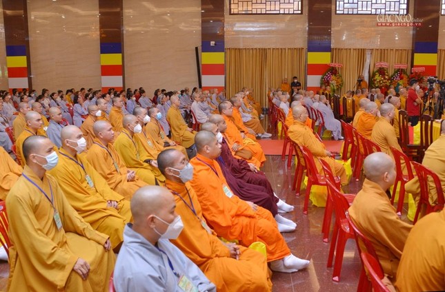 Công bố quyết định, ra mắt thành phần nhân sự Ban Giáo dục Phật giáo TP.HCM nhiệm kỳ 2022-2027 ảnh 47