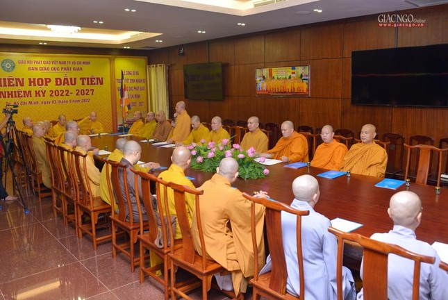 Công bố quyết định, ra mắt thành phần nhân sự Ban Giáo dục Phật giáo TP.HCM nhiệm kỳ 2022-2027 ảnh 56