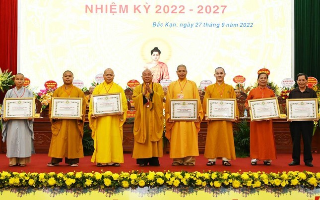Bắc Kạn: Hòa thượng Thích Thanh Quyết tiếp tục làm Trưởng ban Trị sự Phật giáo tỉnh (2022-2027) ảnh 7