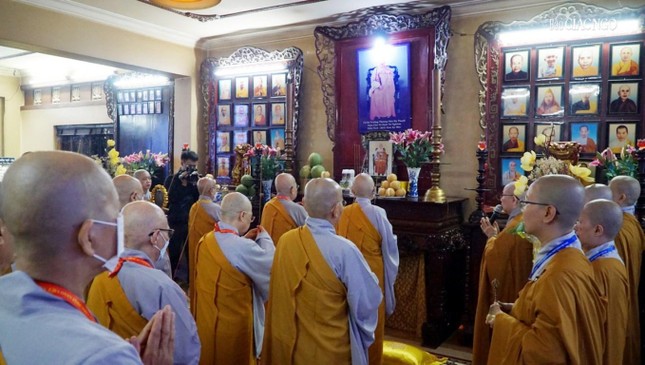 Đức Quyền Pháp chủ GHPGVN chứng minh an vị tôn tượng Thánh Tổ Ni tại chùa Thanh Tâm ảnh 20