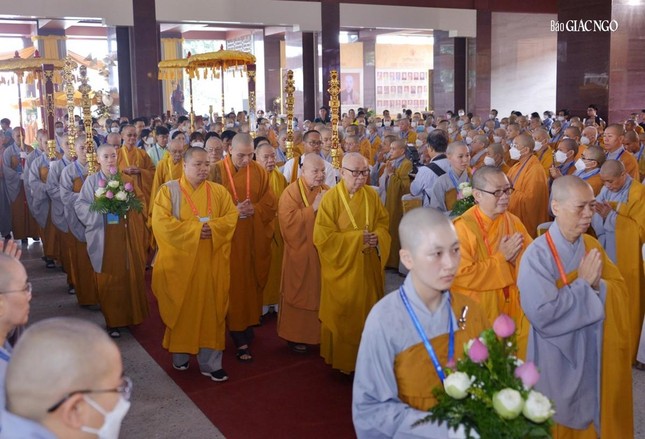 Trang nghiêm Đại lễ tưởng niệm Đức Thánh Tổ Đại Ái Đạo, chư Ni tiền bối hữu công Phật giáo Việt Nam ảnh 23