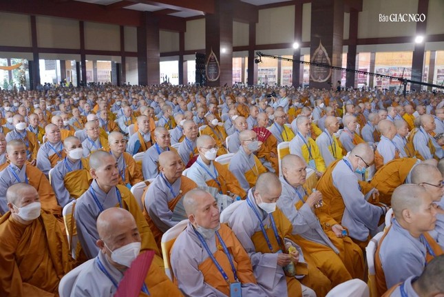 Trang nghiêm Đại lễ tưởng niệm Đức Thánh Tổ Đại Ái Đạo, chư Ni tiền bối hữu công Phật giáo Việt Nam ảnh 8