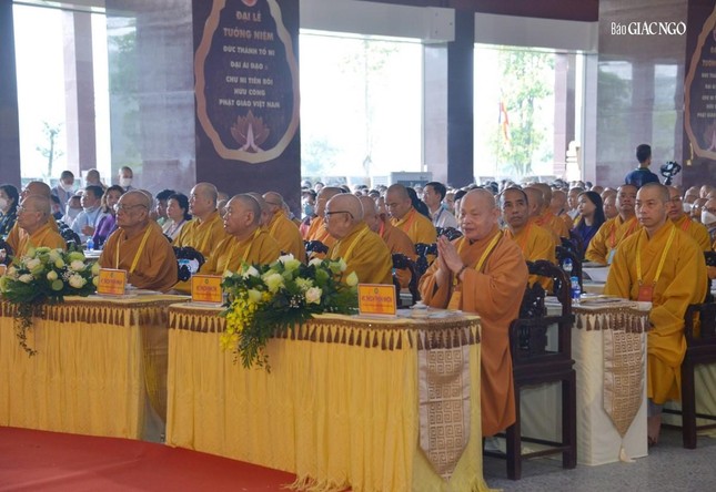 Trang nghiêm Đại lễ tưởng niệm Đức Thánh Tổ Đại Ái Đạo, chư Ni tiền bối hữu công Phật giáo Việt Nam ảnh 2