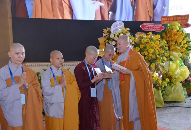 Trang nghiêm Đại lễ tưởng niệm Đức Thánh Tổ Đại Ái Đạo, chư Ni tiền bối hữu công Phật giáo Việt Nam ảnh 39