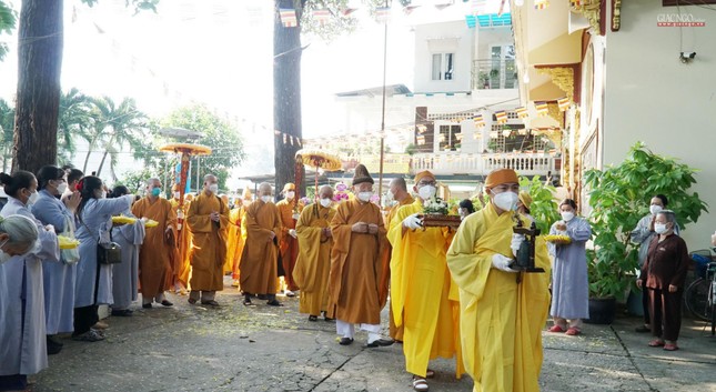 Lễ truy niệm, cung tống kim quan Hòa thượng Thích Nhựt Thọ nhập bảo tháp ảnh 8