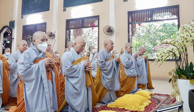Chư Ni Phật giáo quận 12 tác pháp đối thú an cư Phật lịch 2566 ảnh 1