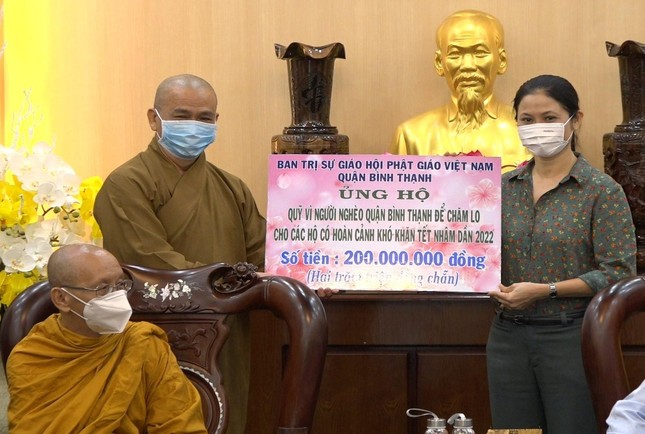 Ban Trị sự Phật giáo quận Bình Thạnh thăm, chúc Tết chính quyền địa phương ảnh 2
