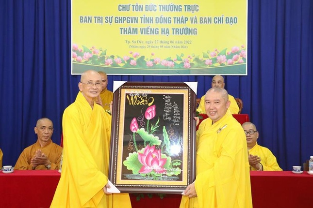 Đồng Tháp: Ban Trị sự GHPGVN tỉnh thăm các đạo tràng An cư kiết hạ ảnh 3