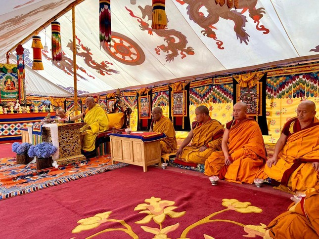 Bhutan: Phục hồi việc truyền giới Tỳ-kheo-ni sau nhiều năm vắng bóng ảnh 2