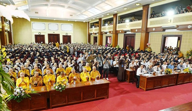 Học viện Phật giáo VN tại Hà Nội tổ chức lễ phát bằng tốt nghiệp Cử nhân Phật học khóa VIII ảnh 3
