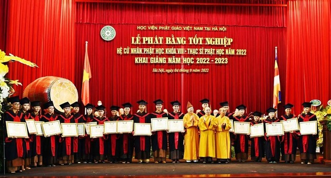 Học viện Phật giáo VN tại Hà Nội tổ chức lễ phát bằng tốt nghiệp Cử nhân Phật học khóa VIII ảnh 5