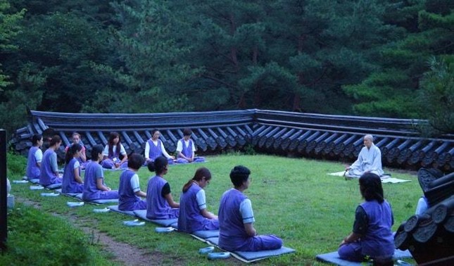 Hàn Quốc: Chương trình Templestay mang đến trải nghiệm tâm linh an lành  ảnh 1