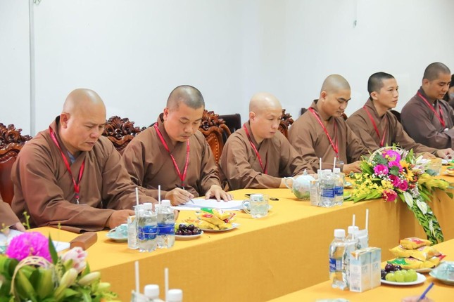 Ban Giáo dục Phật giáo TP.HCM thăm, làm việc tại Trường Trung cấp Phật học TP.HCM ảnh 4