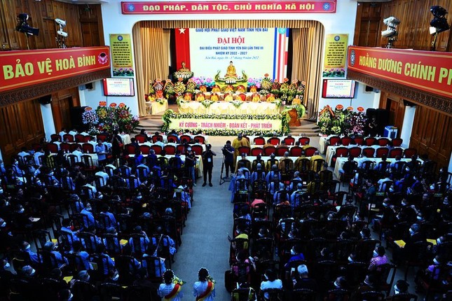 Yên Bái: Thượng tọa Thích Minh Huy được suy cử tân Trưởng ban Trị sự GHPGVN tỉnh nhiệm kỳ 2022-2027 ảnh 6