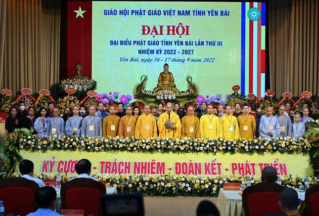 Yên Bái: Thượng tọa Thích Minh Huy được suy cử tân Trưởng ban Trị sự GHPGVN tỉnh nhiệm kỳ 2022-2027 ảnh 9