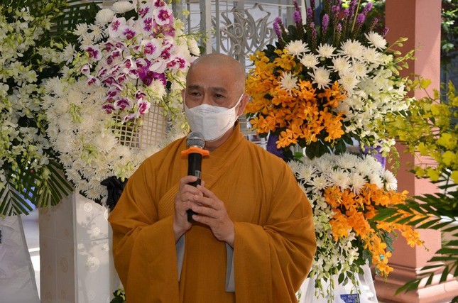 Ban Trị sự Phật giáo TP.HCM viếng tang Ni trưởng Thích nữ Như Đức ảnh 3